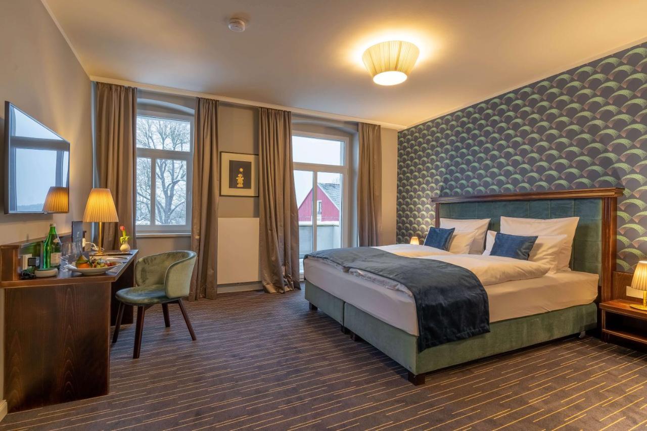 Logis Hotel Quartier 5, Saechsische Schweiz, Mit Restaurant, Cafe & Bar Kurort Gohrisch Eksteriør bilde