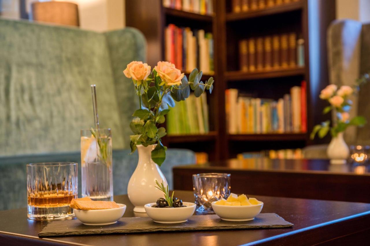 Logis Hotel Quartier 5, Saechsische Schweiz, Mit Restaurant, Cafe & Bar Kurort Gohrisch Eksteriør bilde