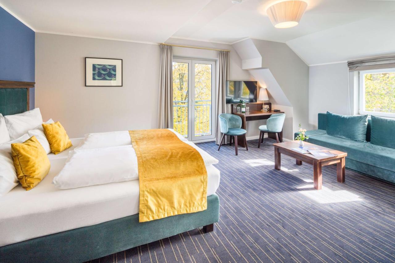 Logis Hotel Quartier 5, Saechsische Schweiz, Mit Restaurant, Cafe & Bar Kurort Gohrisch Eksteriør bilde